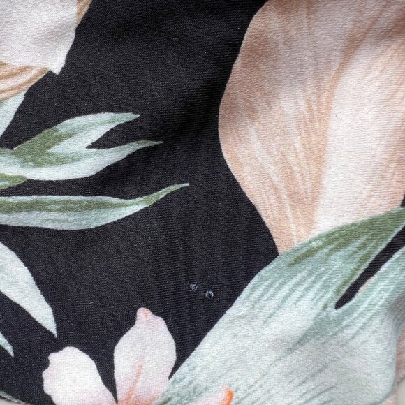 Kona Sol Floral Swim Top With Adjustable Straps Black Multicolor Womens Size L - Picture 4 of 8